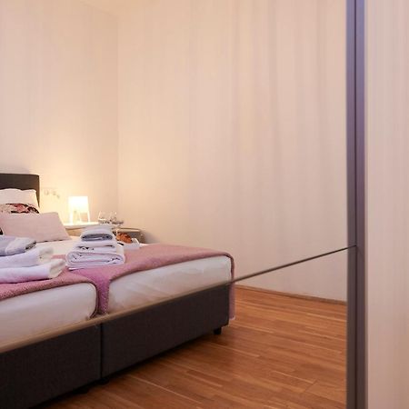 New 4* Apartman Zoa In 트로기르 외부 사진